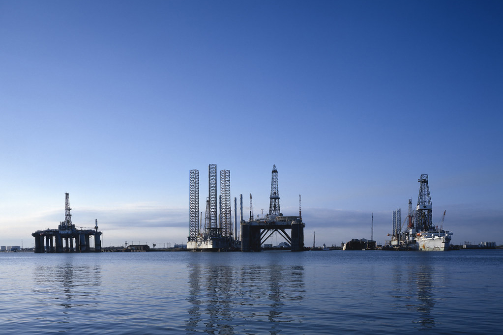 Bard MBA Faculty Member Kathy Hipple Talks to <em>New York Times</em> about How the U.S. Oil Industry Uses&nbsp;Ukraine Invasion to Push for More Drilling at Home