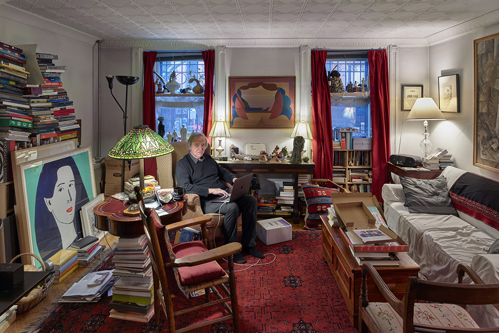 Robert Storr Gives 25,000 Volumes, the Core of His Library, and Papers From His Professional Archive to Center for Curatorial Studies, Bard College