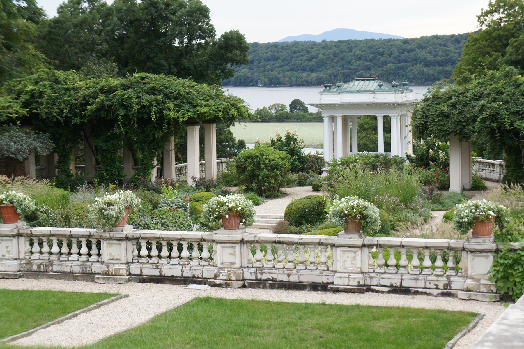 Bard College Receives $93,000 from the Garden Conservancy for Blithewood Garden Rehabilitation