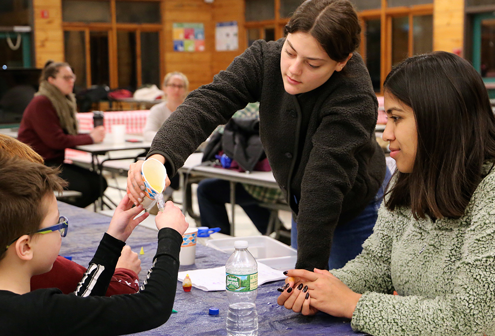 Bard Student Lauren Rodgers &rsquo;27 Interviews CCE&rsquo;s Sarah deVeer &rsquo;17 About STEM Night Out