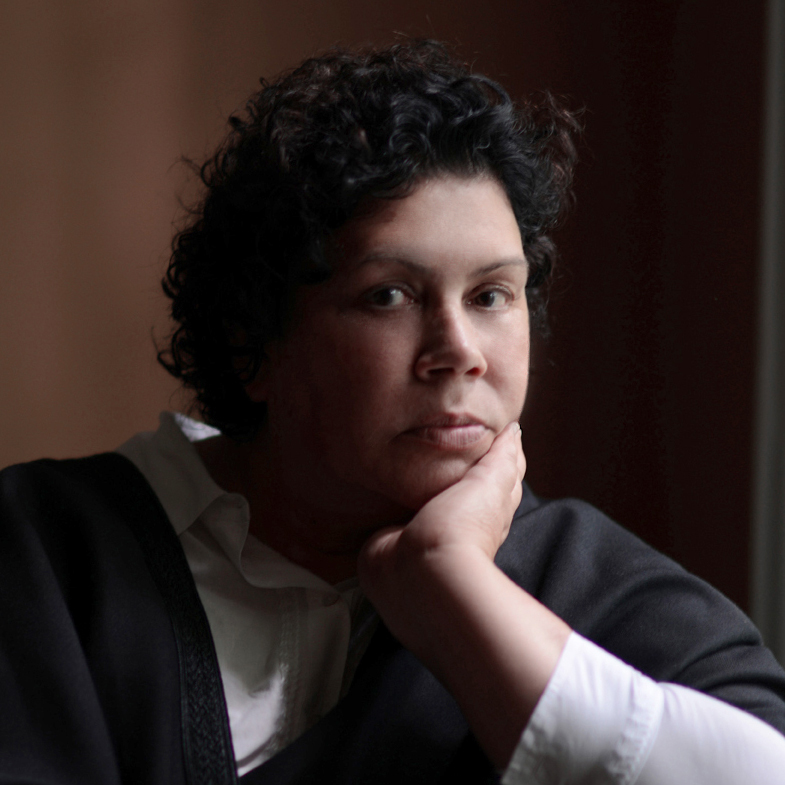 A professional photo portrait of Susan Aberth.