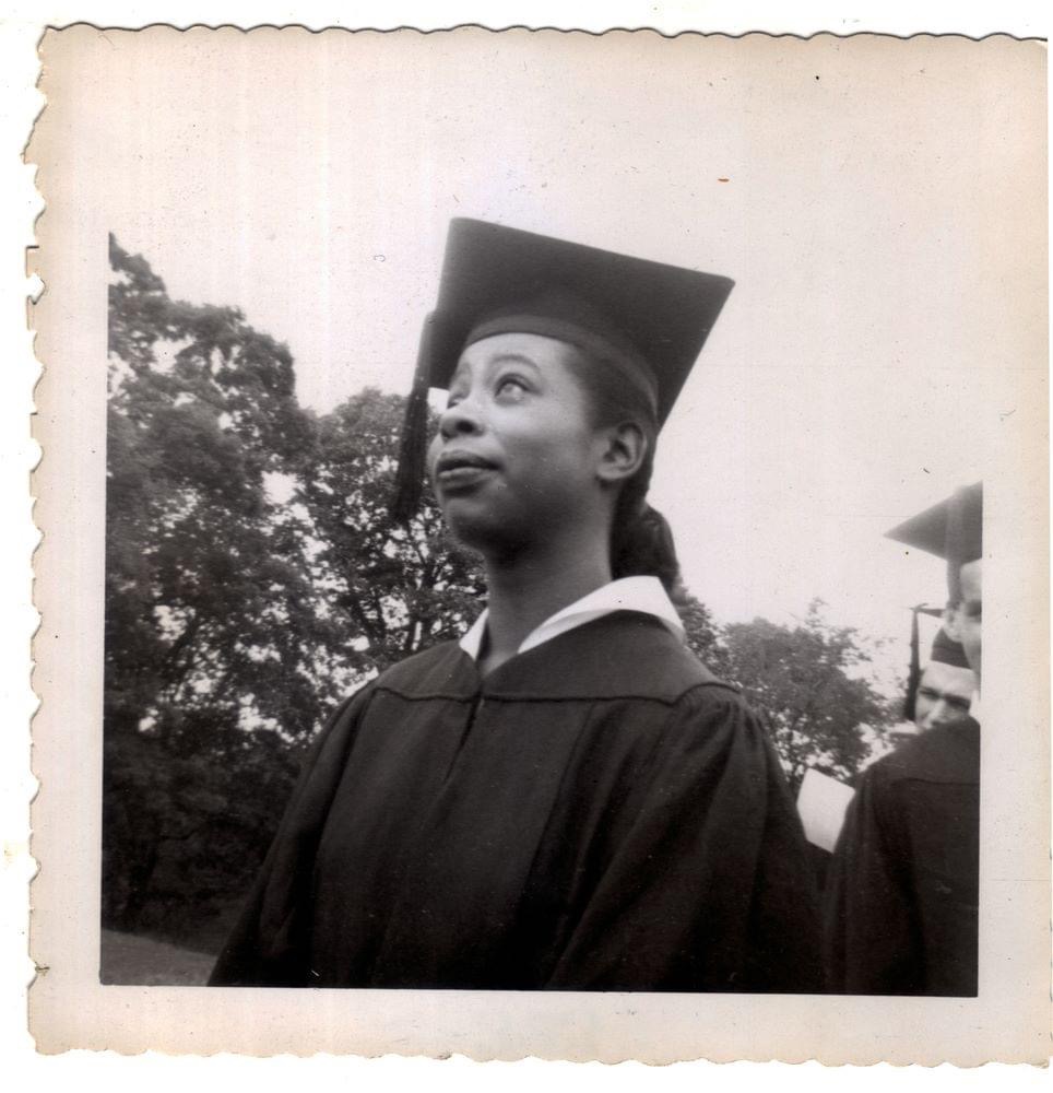 Emerald Rose McKenzie &rsquo;52 at Bard College Commencement. Courtesy Cynthia Dantzic